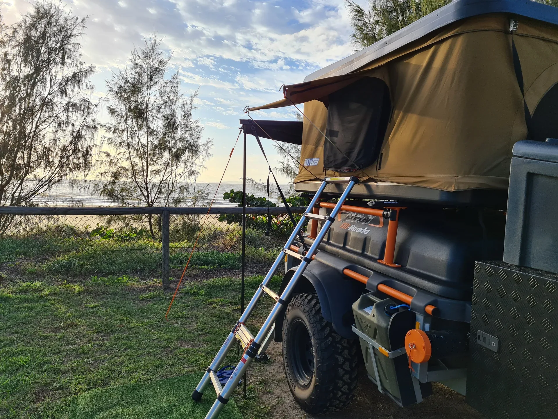 Beach Camp Awning And Rooftop Tent