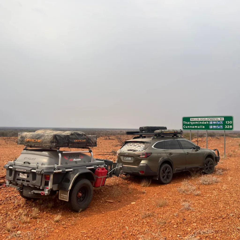 Pod Trailer with lid closed in front three-quarter view