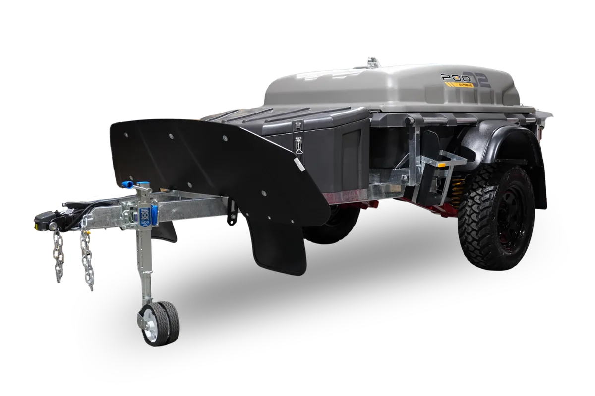 Stockman Extreme Off-Road Pod studio side view — Cruisemaster independent suspension, DO35 hitch, A/T tyres
