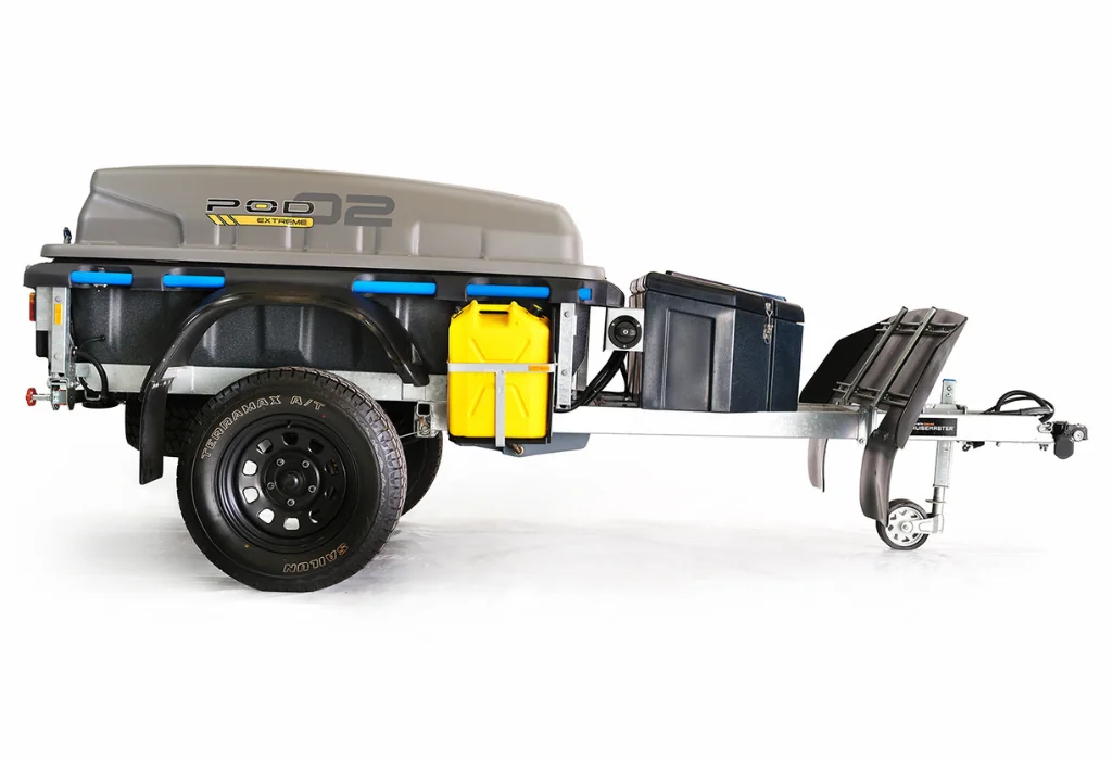 Stockman Extreme Off-Road Pod studio side view — Cruisemaster independent suspension, DO35 hitch, A/T tyres